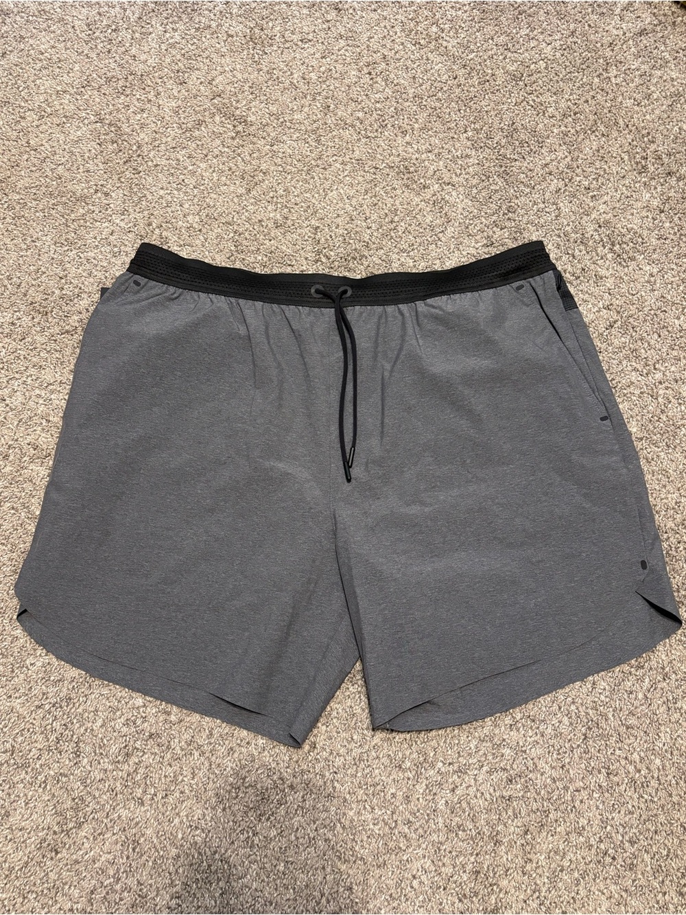 Greyson Men's Gray Running Wolf Short